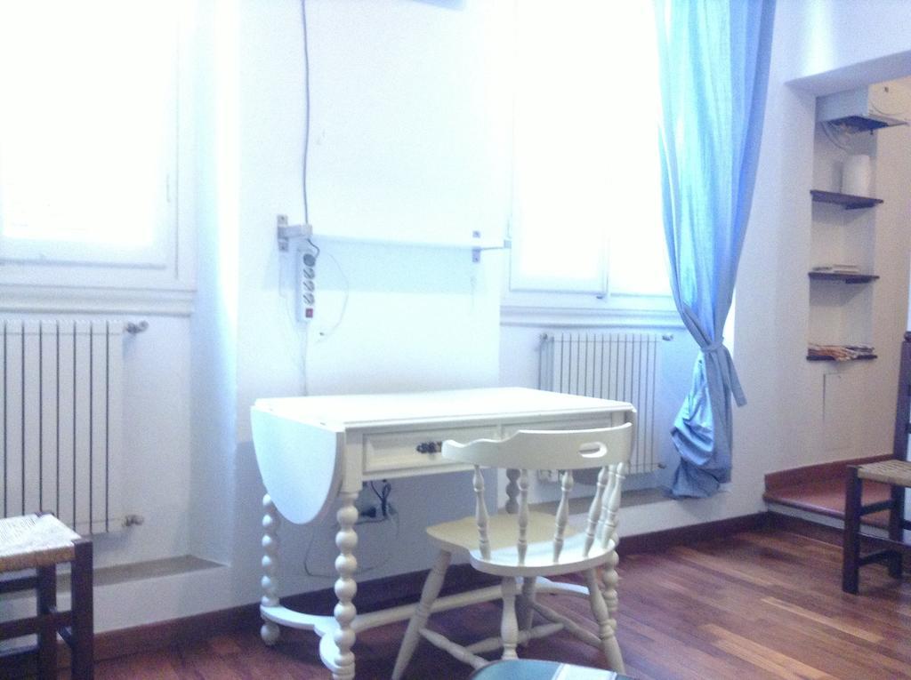 Il Giglio Apartment Florence Bilik gambar